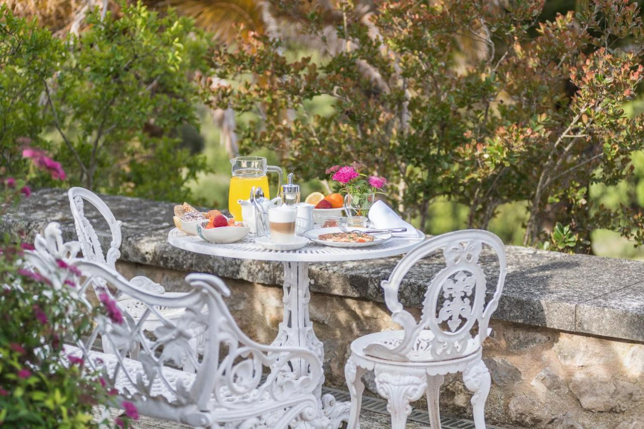 Monnaber Vell Hotel Кампанет Екстериор снимка